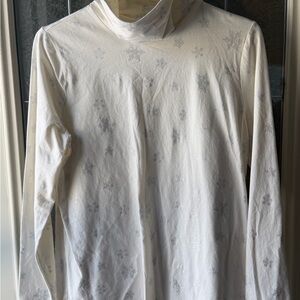 Talbots White and Gray Snowflake Patterned Long Sleeve turtleneck LAST CALL